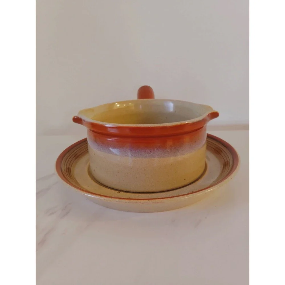 Vintage Gravy Boat/Plate - Mikasa Potter's Art Ben Seibel PF850 Country Cabin